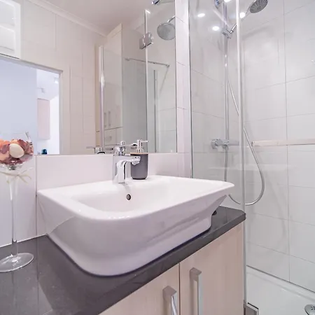 Lema Modern アパート *