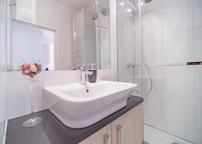 Lema Modern Apartment *